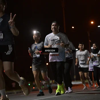 Runner Photo 7634301