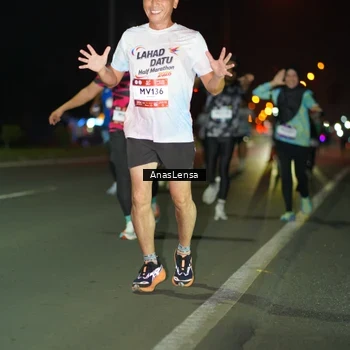 Runner Photo 7634308