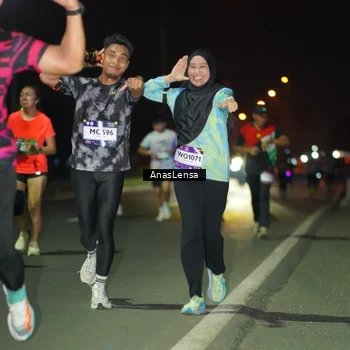 Runner Photo 7634309