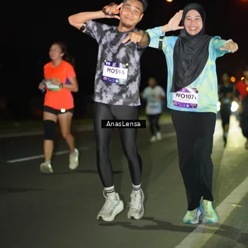 Runner Photo 7634311