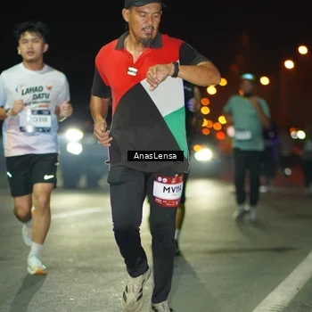 Runner Photo 7634324