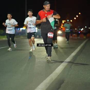 Runner Photo 7634325