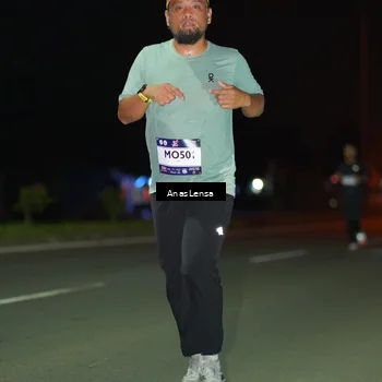 Runner Photo 7634344