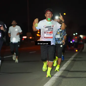 Runner Photo 7634352