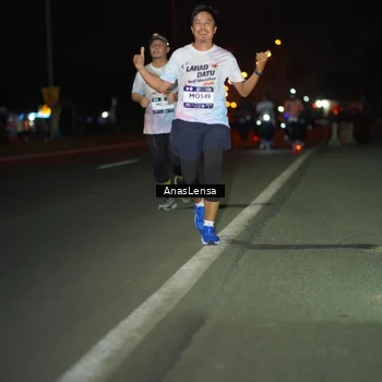 Runner Photo 7634367
