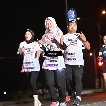 Runner Photo 7634373
