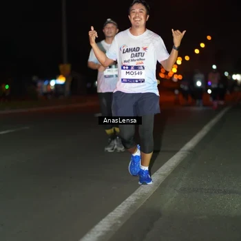 Runner Photo 7634374