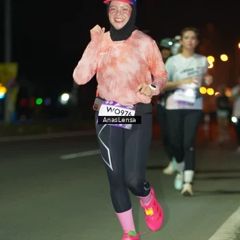 Runner Photo 7634400
