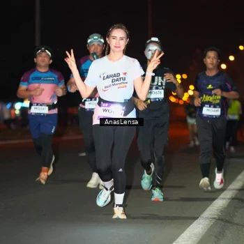 Runner Photo 7634410