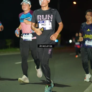 Runner Photo 7634426