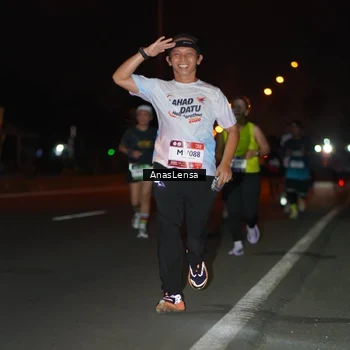 Runner Photo 7634428