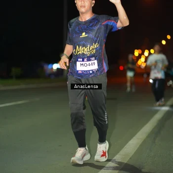 Runner Photo 7634430
