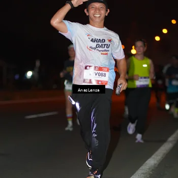 Runner Photo 7634436