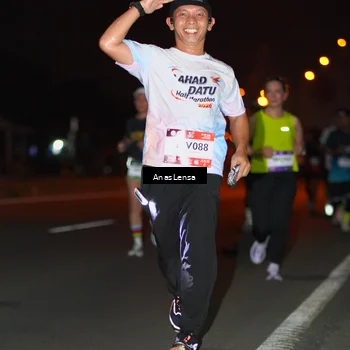 Runner Photo 7634438