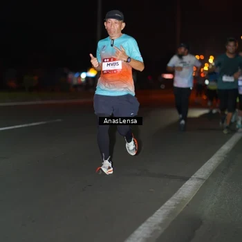 Runner Photo 7634449