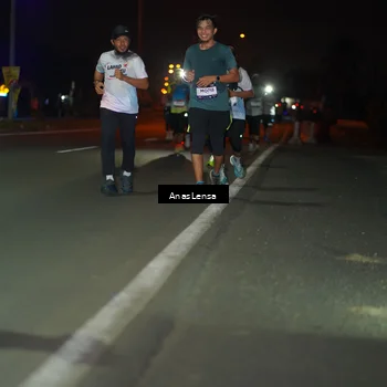 Runner Photo 7634455