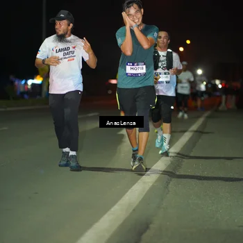 Runner Photo 7634469