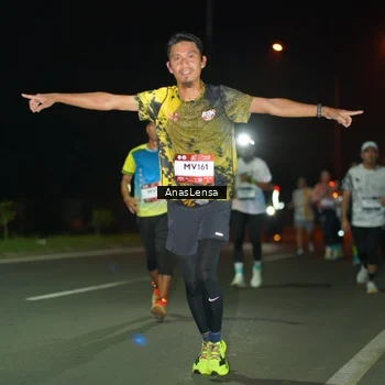 Runner Photo 7634483