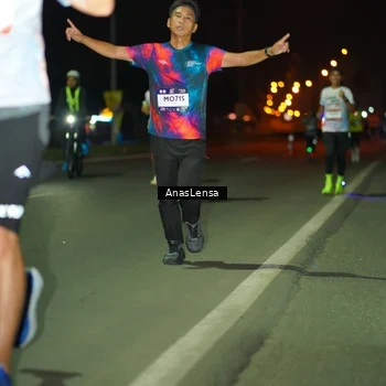 Runner Photo 7634498