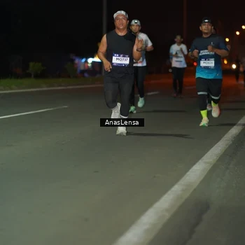 Runner Photo 7634522