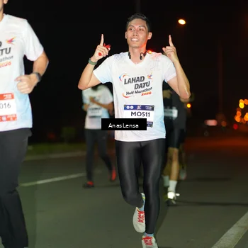 Runner Photo 7634549