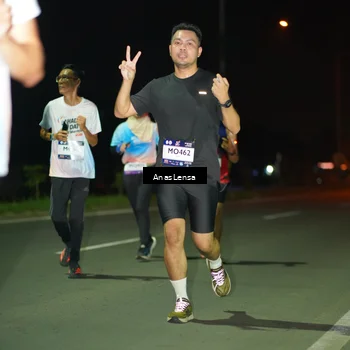 Runner Photo 7634557