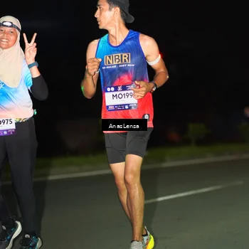 Runner Photo 7634559
