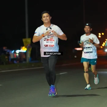 Runner Photo 7634574