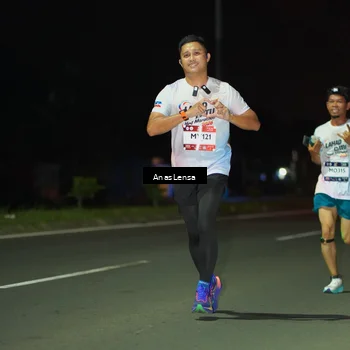 Runner Photo 7634575