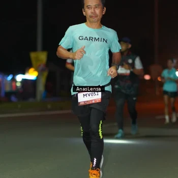 Runner Photo 7634588