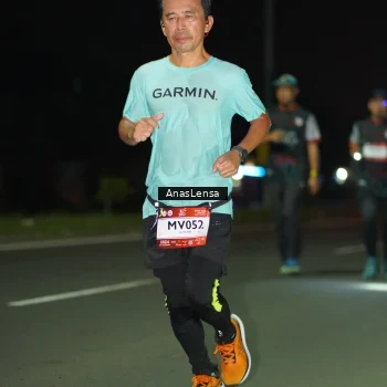 Runner Photo 7634597