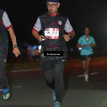 Runner Photo 7634606