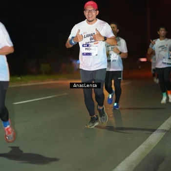Runner Photo 7634627