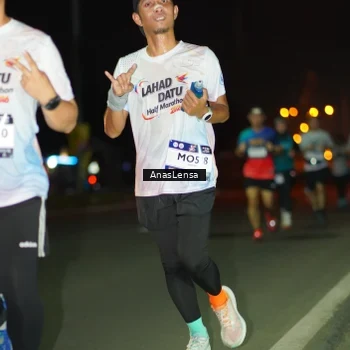 Runner Photo 7634635