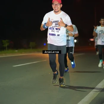 Runner Photo 7634642