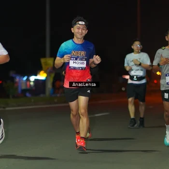 Runner Photo 7634650