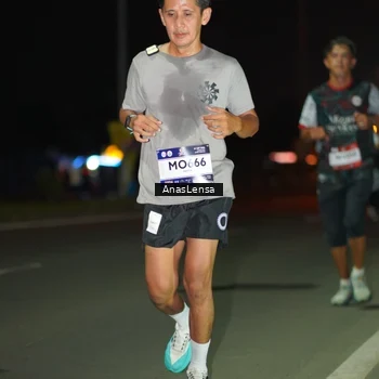 Runner Photo 7634656