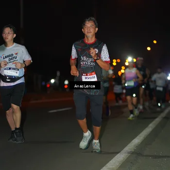 Runner Photo 7634660