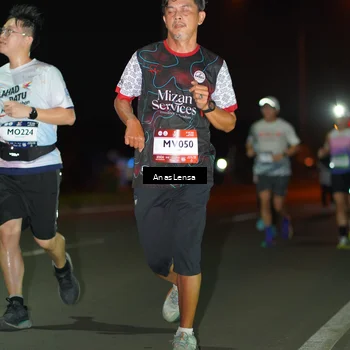 Runner Photo 7634667