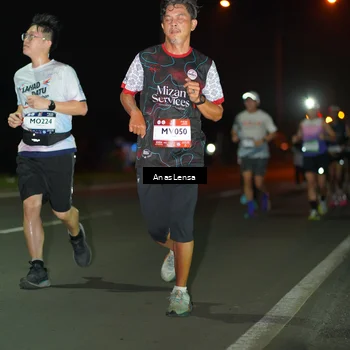 Runner Photo 7634669