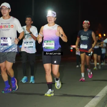Runner Photo 7634675