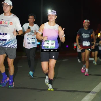 Runner Photo 7634678
