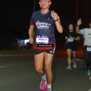 Runner Photo 7634683