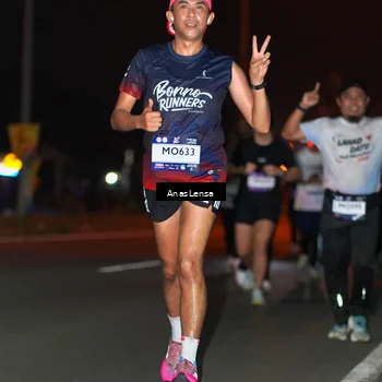 Runner Photo 7634689