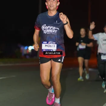Runner Photo 7634695