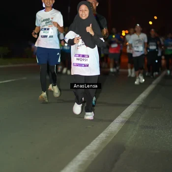Runner Photo 7634710