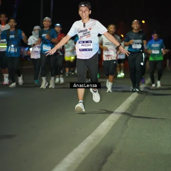 Runner Photo 7634713