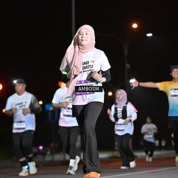 Runner Photo 7634729