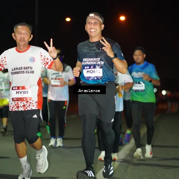 Runner Photo 7634737
