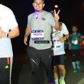 Runner Photo 7634743
